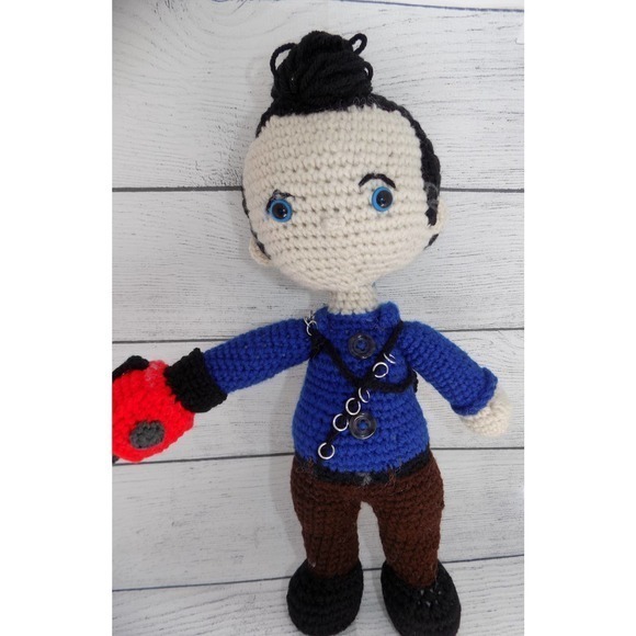 Evil Dead‎ - Ash Crochet Doll - Picture 5 of 10